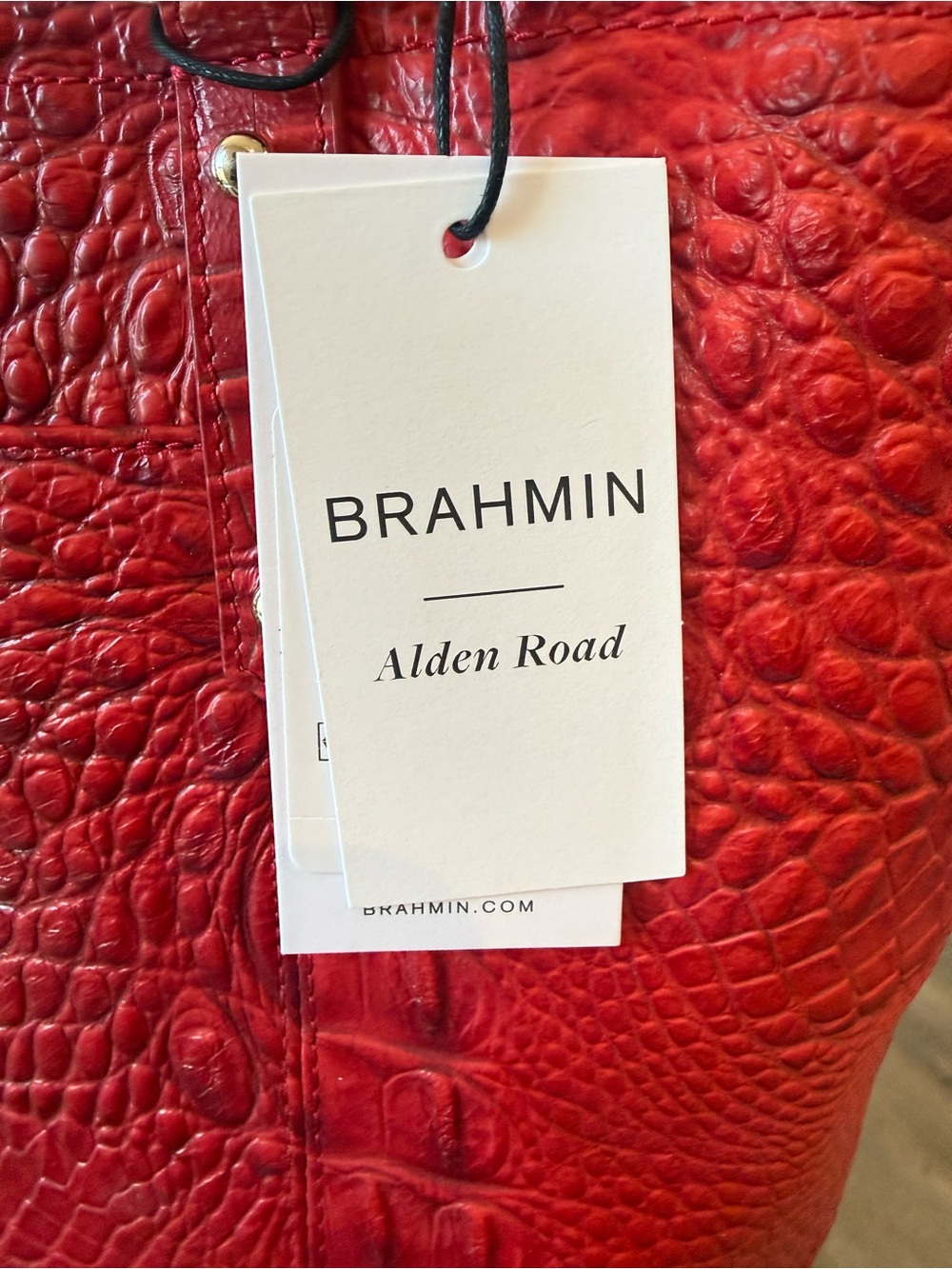 Red Croc-Embossed Brahmin Tote Bag - Designer Style - Picture 6 of 7